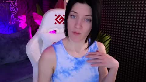 Snapshot of roxy_riot_ chatting on October 11, 2025, 1:38 am roxy_riot_ online show from October 11, 2025, 1:38 am