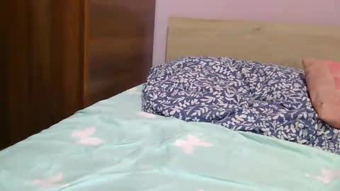 roxy secrets online show from January 14, 2025, 6:49 pm