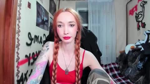 Snapshot of roxy_silver chatting on September 16, 2025, 8:54 pm Roxy online show from September 16, 2025, 8:54 pm