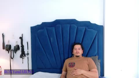 RoxyAron online show from July 26, 2026, 4:58 pm
