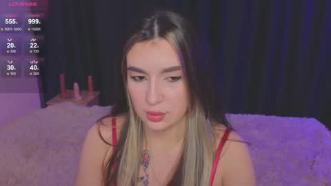 Snapshot of roxychilli chatting on March 5, 2025, 6:34 pm Roxy online show from March 5, 2025, 6:34 pm