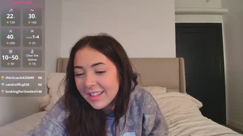 Roxy online show from May 7, 2026, 1:11 am