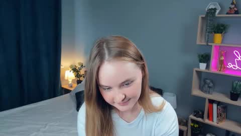 Roxy online show from October 8, 2025, 8:56 am