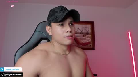 Snapshot of roy__constance chatting on October 1, 2025, 4:18 am Roy Constance online show from October 1, 2025, 4:18 am