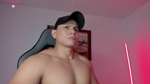 Snapshot of roy__constance chatting on October 23, 2025, 4:34 am Roy Constance online show from October 23, 2025, 4:34 am