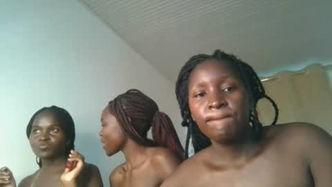 Snapshot of royal_goddes2 chatting on June 28, 2026, 6:52 am royal_goddes2 online show from June 28, 2026, 6:52 am