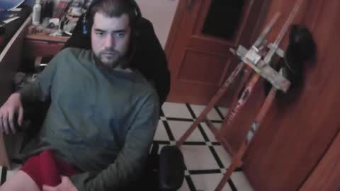 Snapshot of royer04 chatting on November 13, 2025, 5:34 pm royer04 online show from November 13, 2025, 5:34 pm