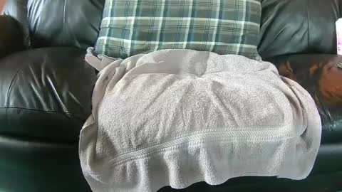 Snapshot of royer8650 chatting on September 18, 2025, 12:40 pm Lookingaround online show from September 18, 2025, 12:40 pm