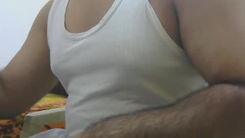 Snapshot of royjase11 chatting on December 26, 2024, 8:18 am Hunting people online show from December 26, 2024, 8:18 am