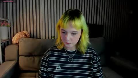 Roziett online show from March 20, 2026, 9:36 am