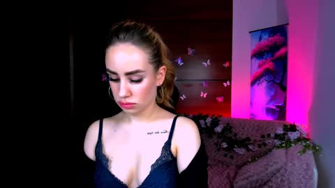 Im Rozmary nice to meet you 3 online show from February 7, 2025, 10:50 am