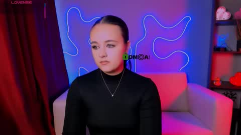 Im Rozmary nice to meet you 3 online show from October 10, 2025, 10:03 am