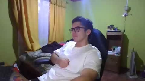 rpaulo25 online show from December 28, 2024, 12:04 am