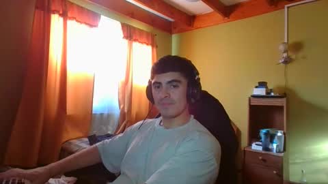 rpaulo25 online show from February 4, 2025, 9:52 pm