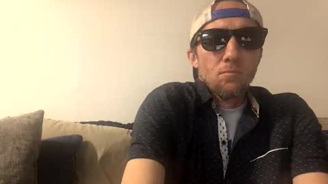 rsizz99 online show from April 26, 2026, 6:44 am