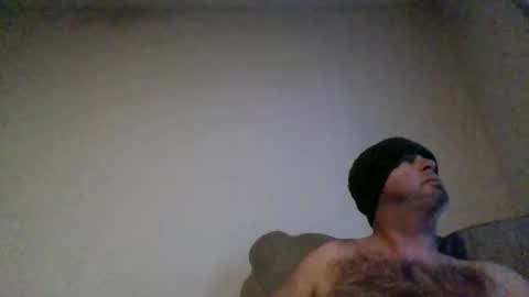 rubbingoneout714 online show from January 20, 2025, 11:32 pm