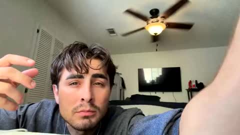 Snapshot of rubenzaragosa09 chatting on April 28, 2026, 10:37 pm rubenzaragosa09 online show from April 28, 2026, 10:37 pm