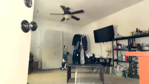 rubenzaragosa09 online show from June 14, 2026, 5:59 pm