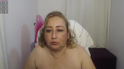 Snapshot of rubi_halliwey chatting on February 16, 2025, 3:37 am Rubi online show from February 16, 2025, 3:37 am