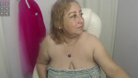 Snapshot of rubi_halliwey chatting on February 23, 2025, 1:32 pm Rubi online show from February 23, 2025, 1:32 pm