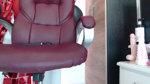 Rubi online show from July 15, 2026, 5:51 pm