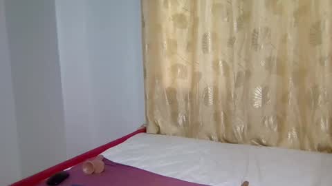 RUBBY online show from December 17, 2025, 1:06 pm