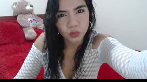 Ruby    Independent model help me reach 50 thumbs up online show from September 10, 2025, 1:11 pm