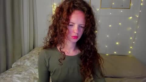 Snapshot of rubyattwood chatting on November 6, 2025, 10:32 pm rubyattwood online show from November 6, 2025, 10:32 pm