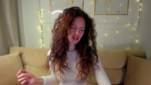 Snapshot of rubyattwood chatting on November 16, 2025, 11:10 pm rubyattwood online show from November 16, 2025, 11:10 pm