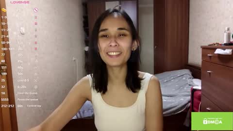 Snapshot of rubyejakobson chatting on October 11, 2025, 7:18 am Leslie online show from October 11, 2025, 7:18 am