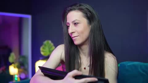  Ruby  online show from March 6, 2026, 11:45 pm