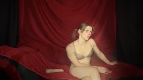 Tatiana Svitlonokav online show from February 8, 2025, 3:53 pm