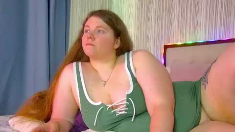 Snapshot of rubyvalen chatting on August 5, 2026, 2:25 am Ruby online show from August 5, 2026, 2:25 am