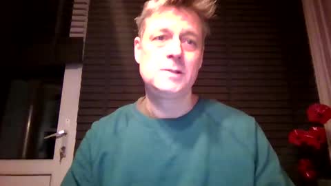 Snapshot of rudeski chatting on February 1, 2025, 7:23 pm rudeski online show from February 1, 2025, 7:23 pm