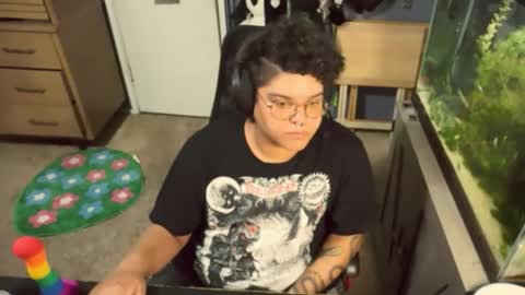 Snapshot of rudyrebel chatting on February 23, 2026, 5:27 am Rudy hehim online show from February 23, 2026, 5:27 am