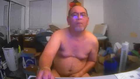 Snapshot of rueltrinidad73 chatting on May 17, 2026, 5:27 am rueltrinidad73 online show from May 17, 2026, 5:27 am