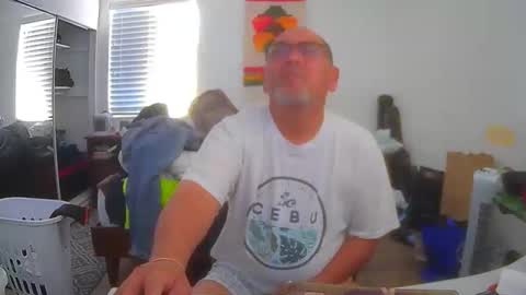 Snapshot of rueltrinidad73 chatting on May 30, 2026, 9:01 pm rueltrinidad73 online show from May 30, 2026, 9:01 pm
