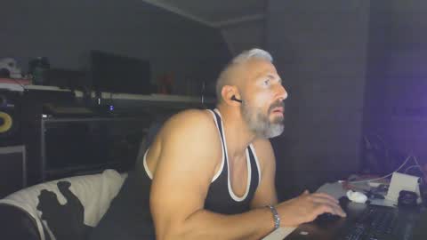 Chico que rico Caliente online show from January 6, 2025, 3:20 am