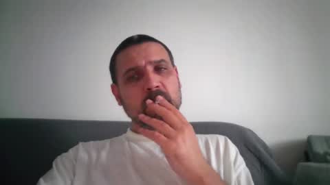 Snapshot of rul3ssuck chatting on December 2, 2024, 9:45 am rul3ssuck online show from December 2, 2024, 9:45 am