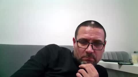 Snapshot of rul3ssuck chatting on February 13, 2025, 2:42 pm rul3ssuck online show from February 13, 2025, 2:42 pm