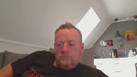 Snapshot of runepetter chatting on September 24, 2025, 9:01 am bignorwegian online show from September 24, 2025, 9:01 am