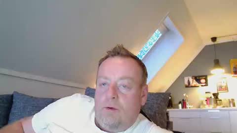 Snapshot of runepetter chatting on October 5, 2025, 5:00 pm bignorwegian online show from October 5, 2025, 5:00 pm