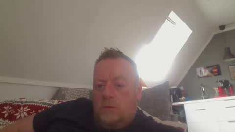 Snapshot of runepetter chatting on April 16, 2026, 8:04 am bignorwegian online show from April 16, 2026, 8:04 am