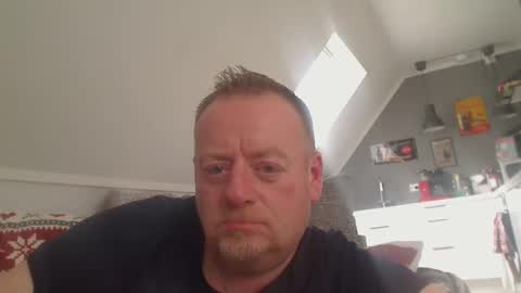 Snapshot of runepetter chatting on April 19, 2026, 2:38 pm bignorwegian online show from April 19, 2026, 2:38 pm