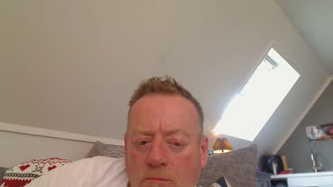 Snapshot of runepetter chatting on April 30, 2026, 8:31 am bignorwegian online show from April 30, 2026, 8:31 am