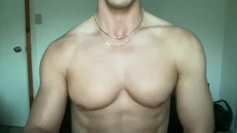 Snapshot of runfasterxo chatting on November 17, 2025, 12:33 pm runfasterxo online show from November 17, 2025, 12:33 pm