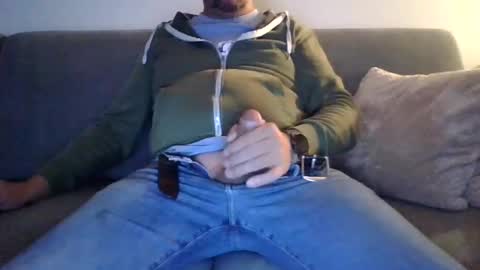 runner_1978 online show from November 4, 2025, 4:55 am