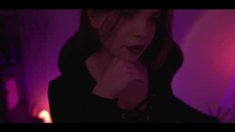 Snapshot of running_with_the_wolves chatting on February 16, 2026, 10:50 pm Elena online show from February 16, 2026, 10:50 pm