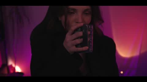 Snapshot of running_with_the_wolves chatting on February 25, 2026, 10:52 pm Elena online show from February 25, 2026, 10:52 pm