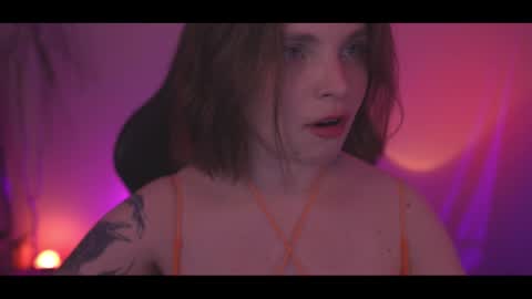 Snapshot of running_with_the_wolves chatting on February 27, 2026, 11:16 pm Elena online show from February 27, 2026, 11:16 pm